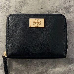 ❌SOLD❌NWT - Tory Burch Eve Mini Continental wallet